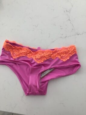 SKIMS XS NEON ORCHID LACE SWIM  NWT